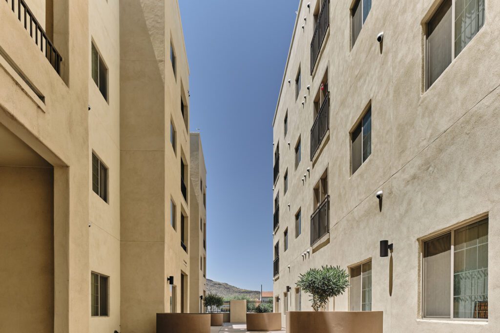 District Living Mercado District