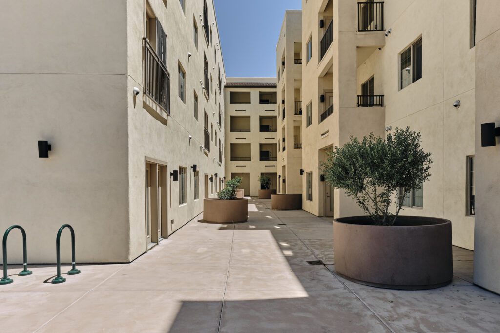 District Living Mercado District